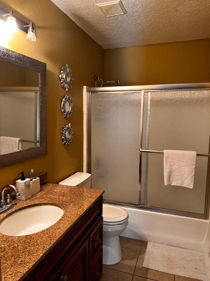 Spotless Guest Room With Shared Bathroom 奥兰多 外观 照片